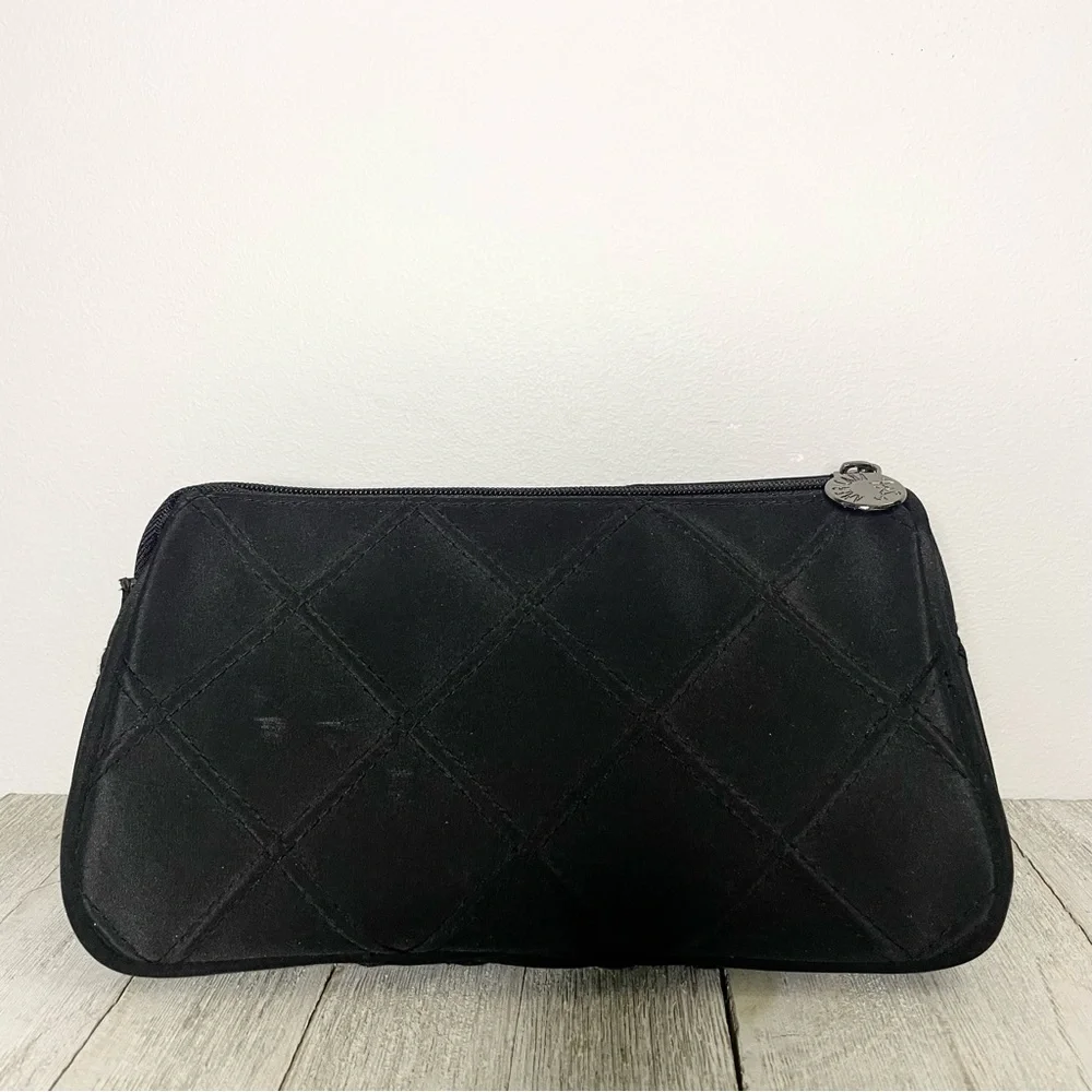 Americana By Sharif Diamond Quilted Zip Top Toiletry Bag